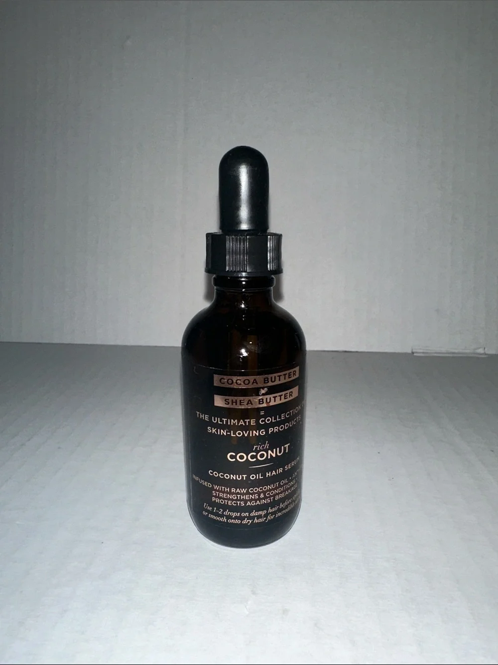 Bath & Body Works CocoShea Coconut Oil Hair Serum - black and brown